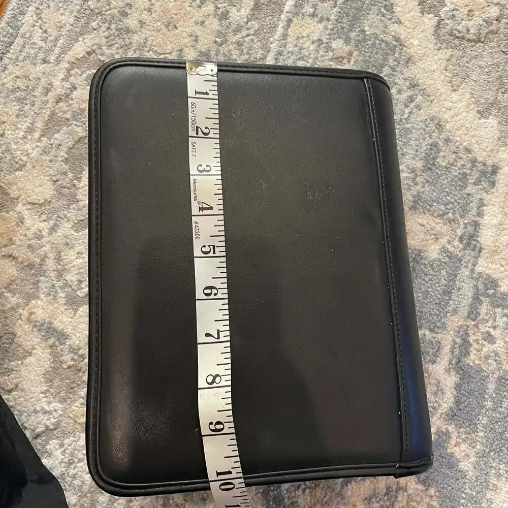Franklin Covey Black Zip-Around 7-Ring Binder Planner Organizer